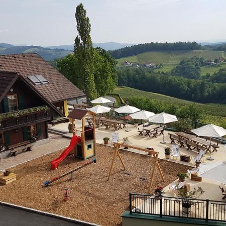 Weingut Pugl Apartment ไลบ์นิทซ์ ภายนอก รูปภาพ