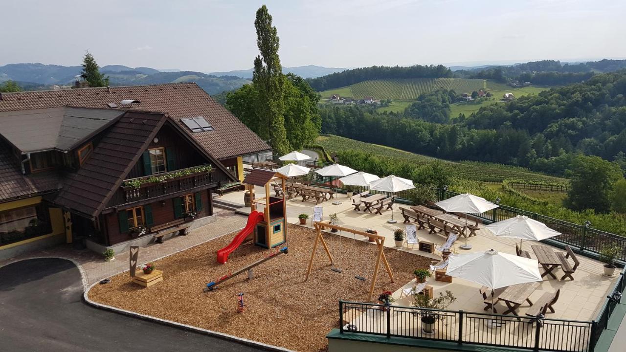 Weingut Pugl Apartment ไลบ์นิทซ์ ภายนอก รูปภาพ