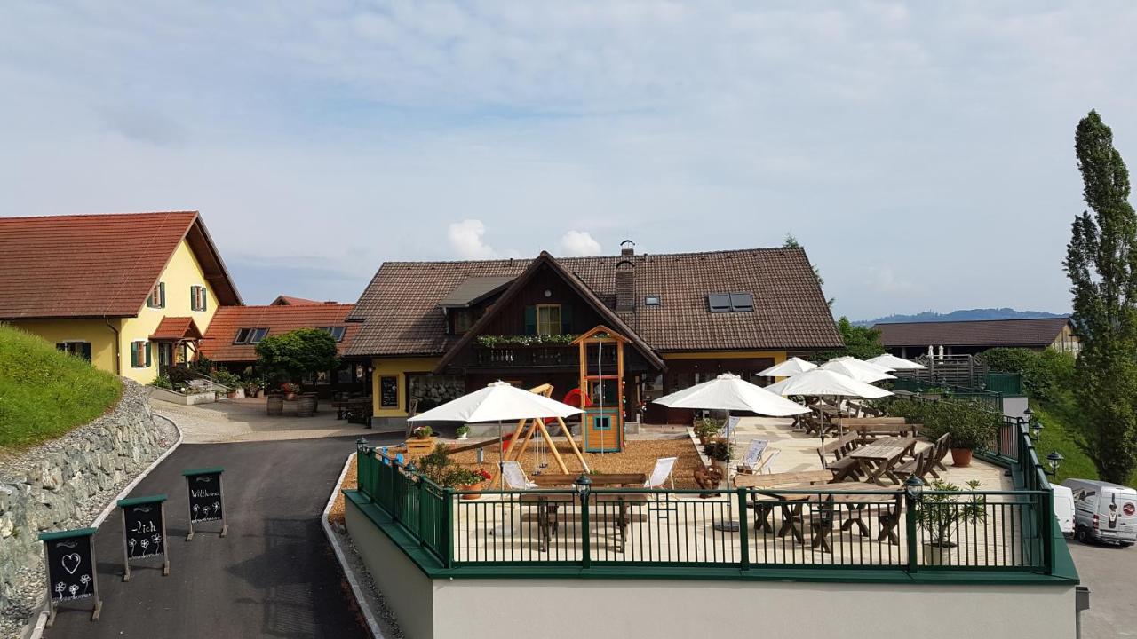 Weingut Pugl Apartment ไลบ์นิทซ์ ภายนอก รูปภาพ