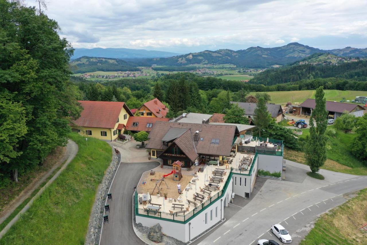 Weingut Pugl Apartment ไลบ์นิทซ์ ภายนอก รูปภาพ